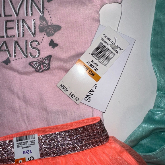 Lot of 3 baby girl clothing items 12 months NEW U.S. Polo Calvin Klein Garanimal - Picture 11 of 16